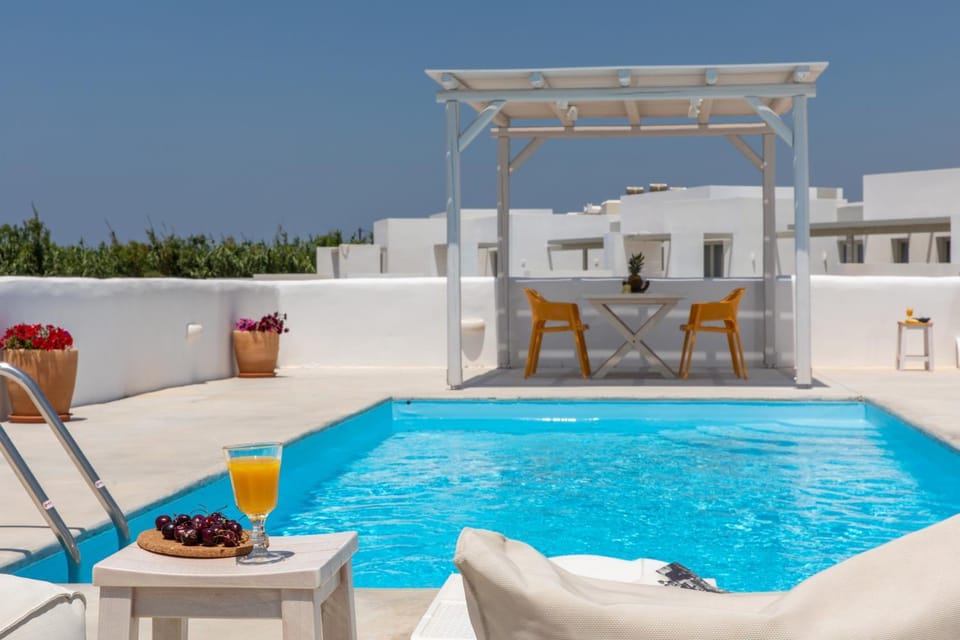 Balcony/Terrace, Swimming pool