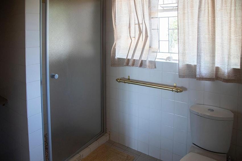 Bathroom, Decorative detail