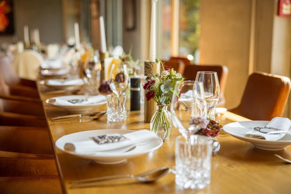 Food and drinks, Banquet/Function facilities, Food