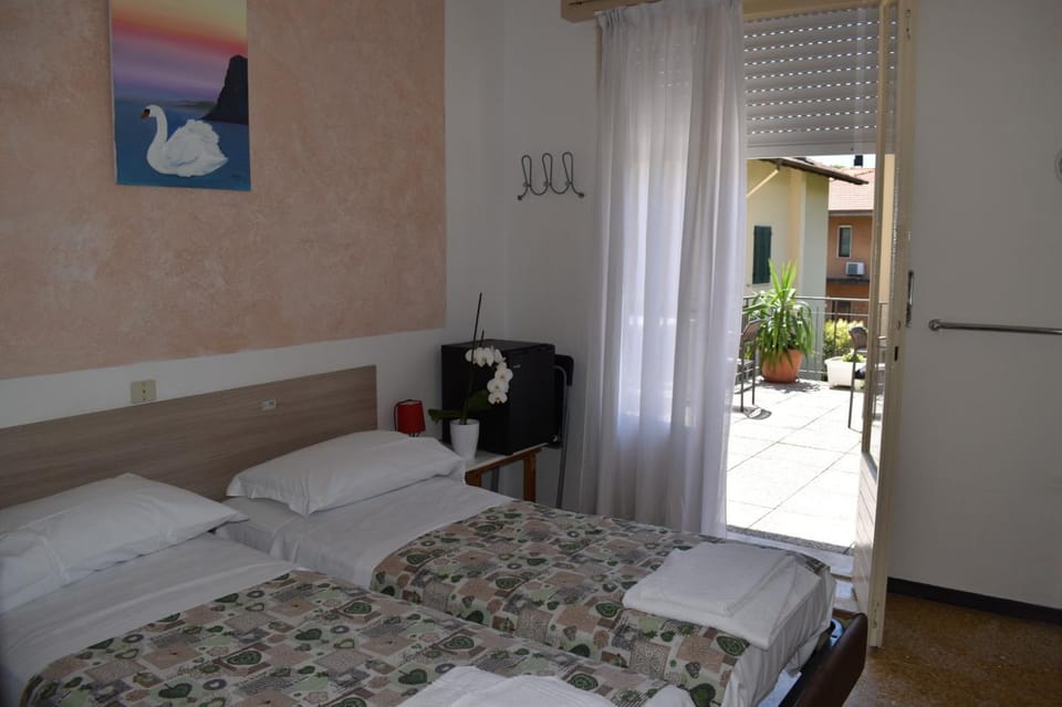 Balcony/Terrace, Photo of the whole room