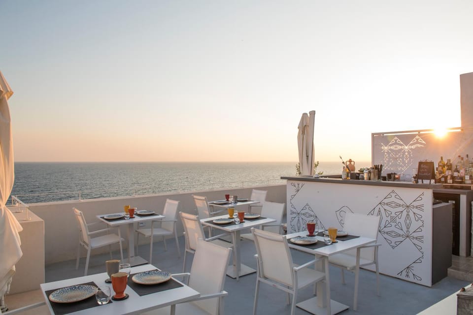 Food close-up, Balcony/Terrace, Food, Sea view, Sea view, Breakfast, Alcoholic drinks, Non alcoholic drinks