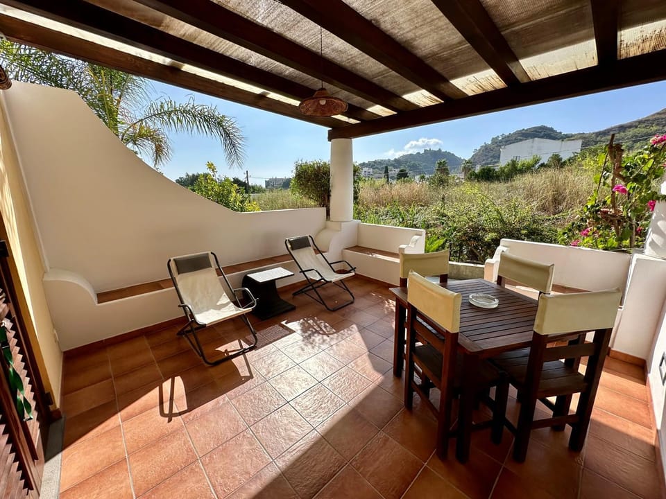 Villa Saraceno House in Lipari