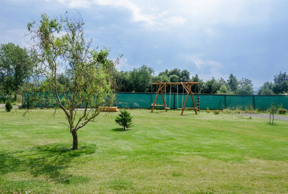 Nearby landmark, Children play ground