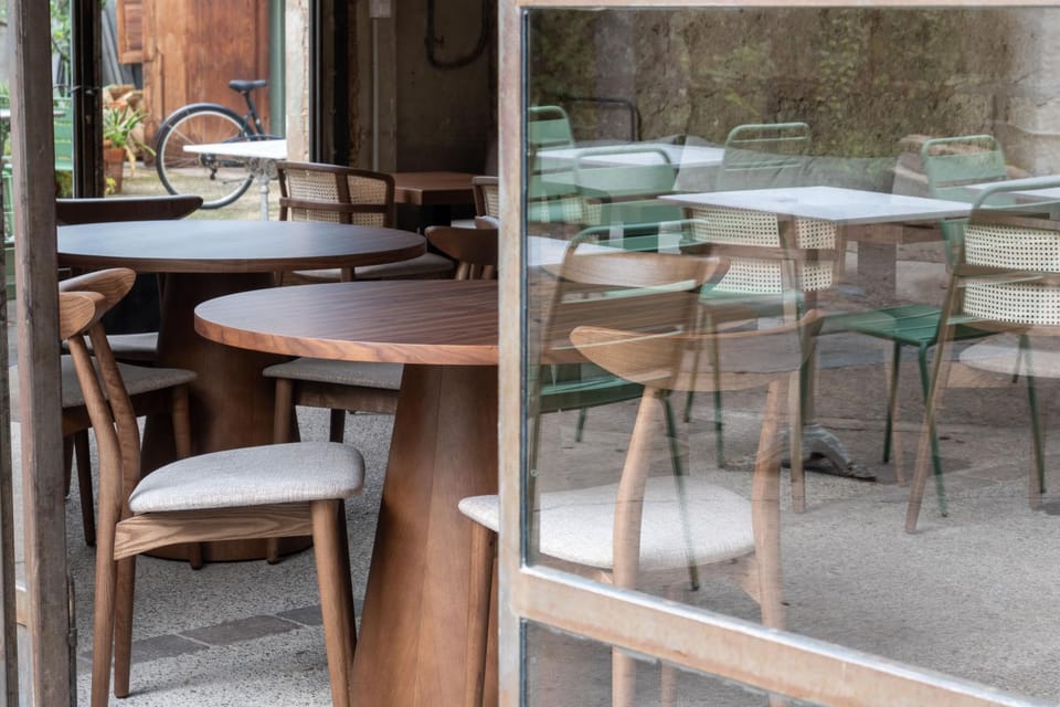 Flora Bed and Breakfast in Banyoles