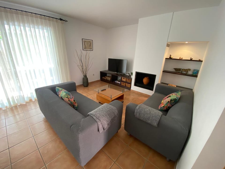 TV and multimedia, Seating area