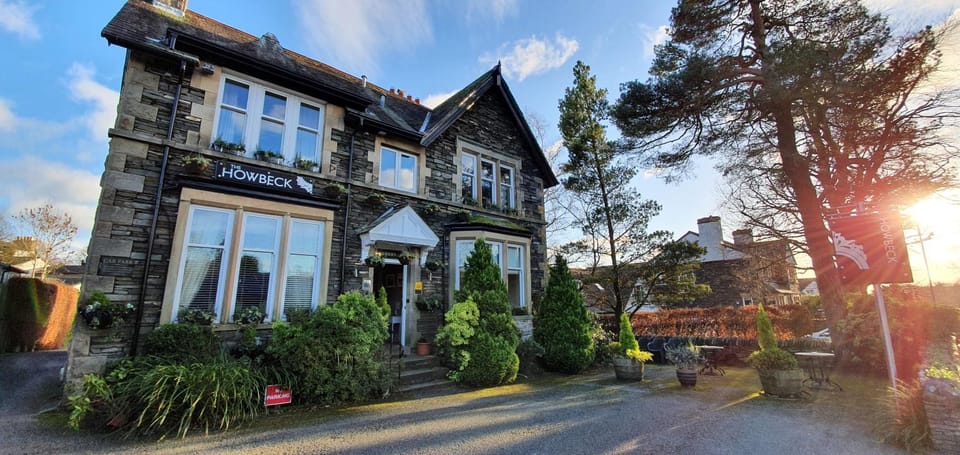Property building, Garden, Garden view