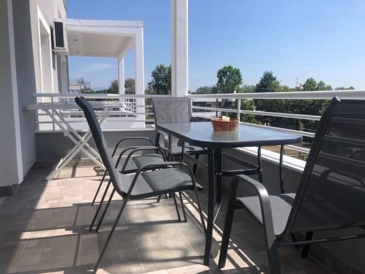 View (from property/room), Balcony/Terrace