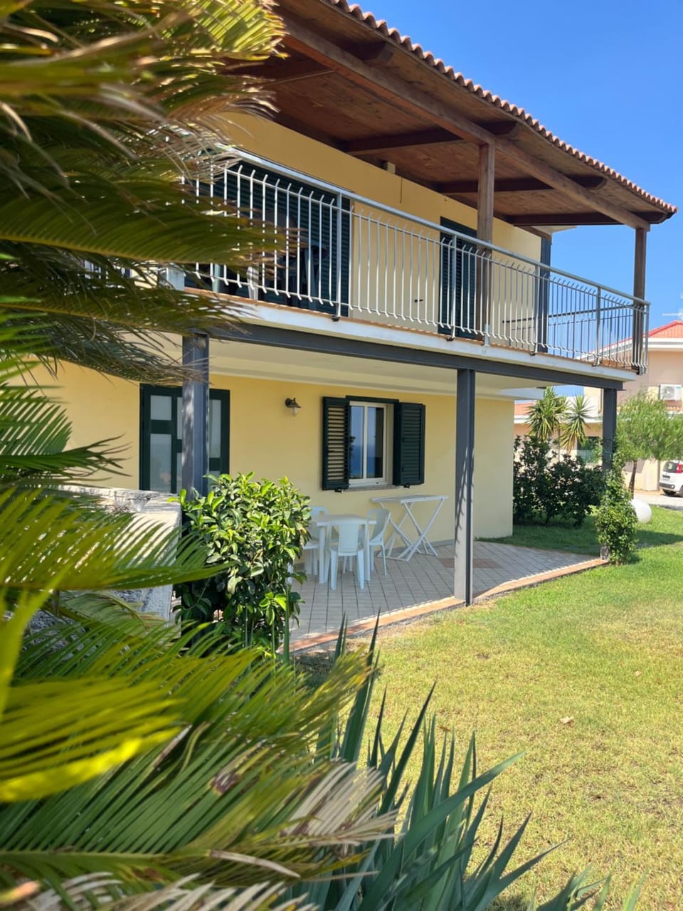 Property building, Garden, Garden view