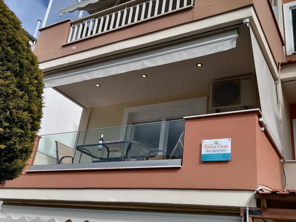 Property building, Balcony/Terrace