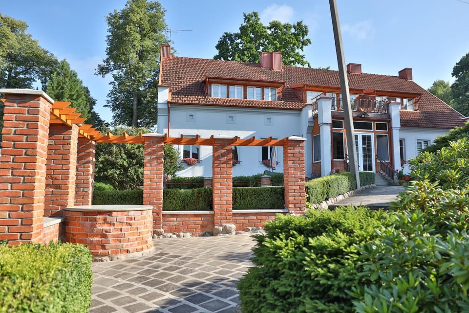 Ašmonienės svečių namai "Senoji mokyklėlė" Bed and Breakfast in Kaliningrad Oblast, Russia