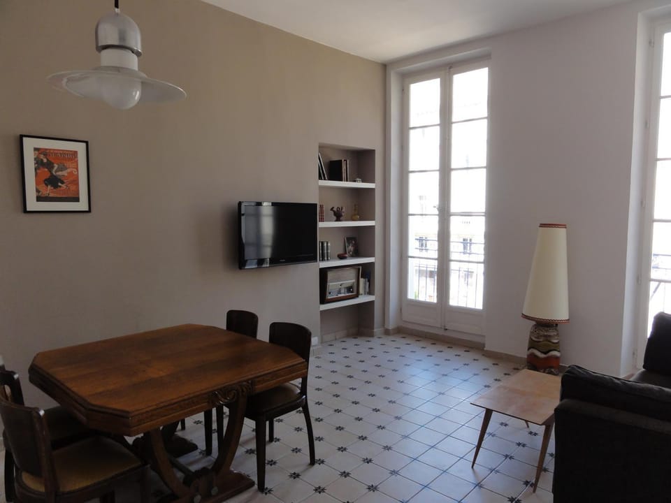 Living room, Decorative detail