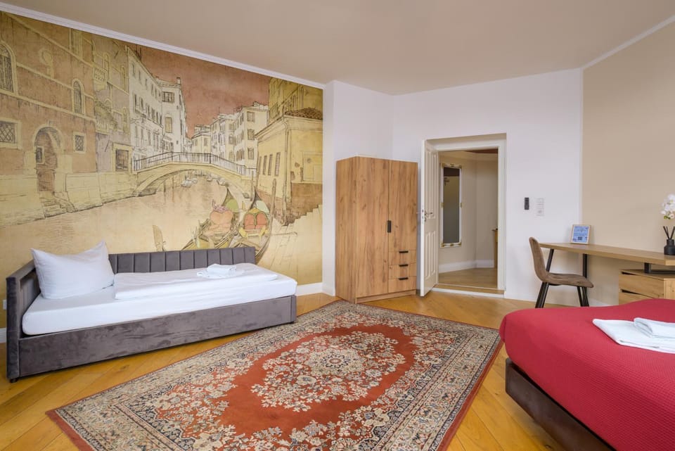 Bed, Living room, Photo of the whole room, Bedroom, wardrobe