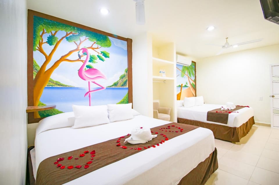 Bed, TV and multimedia, Photo of the whole room, Bedroom, towels, air conditioner