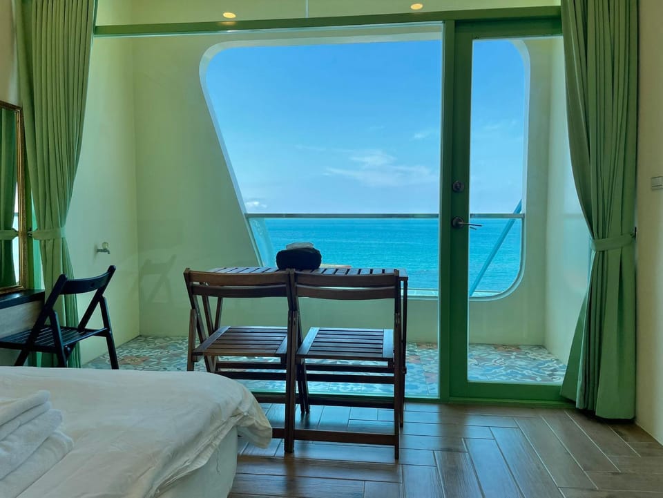 Bedroom, Sea view