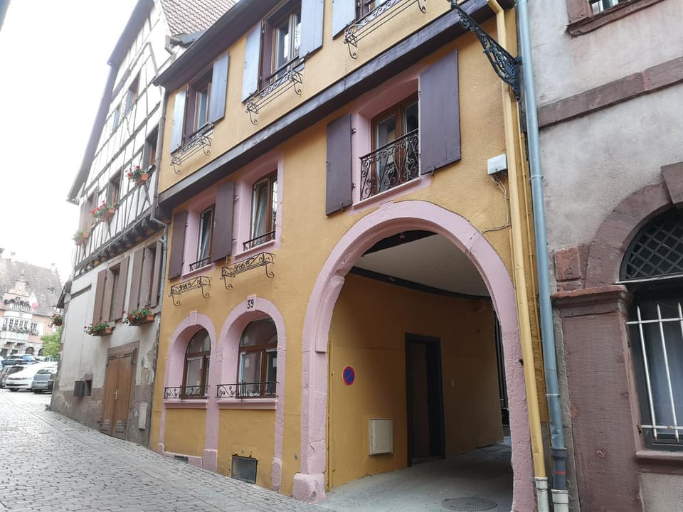 Property building, Facade/entrance, City view, City view