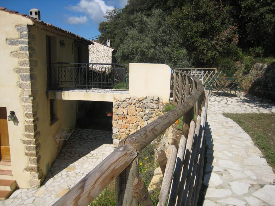 Les Gîtes du Lac Bed and Breakfast in French Riviera