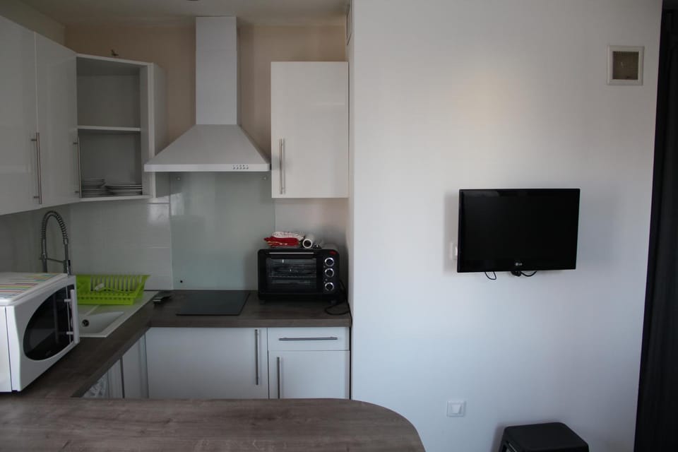 Joli Studio 1 personne, Avec Terrasse Apartment in Occitanie