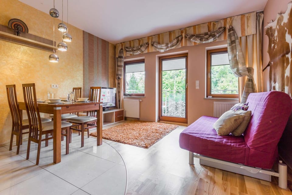 Balcony/Terrace, Living room, Seating area, Dining area