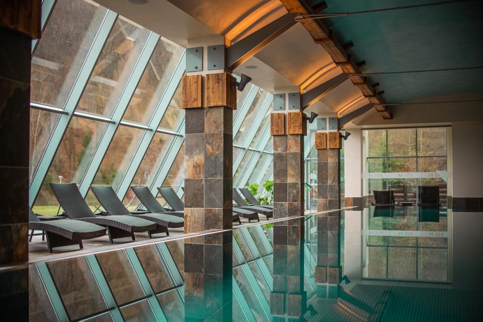 Pool view, Swimming pool, Swimming pool
