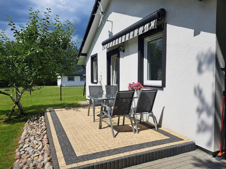 Domki Letniskowe Aleksandra Nature lodge in Pomeranian Voivodeship