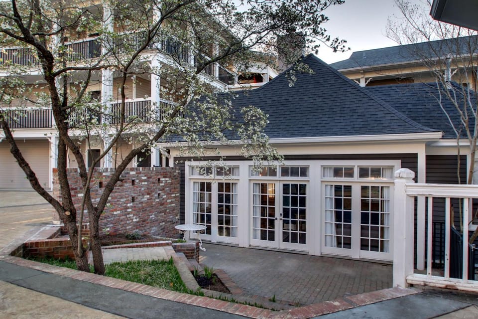 Property building, On site