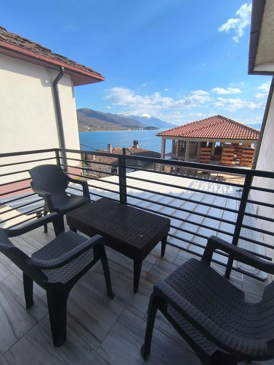 Natural landscape, View (from property/room), Balcony/Terrace, Lake view