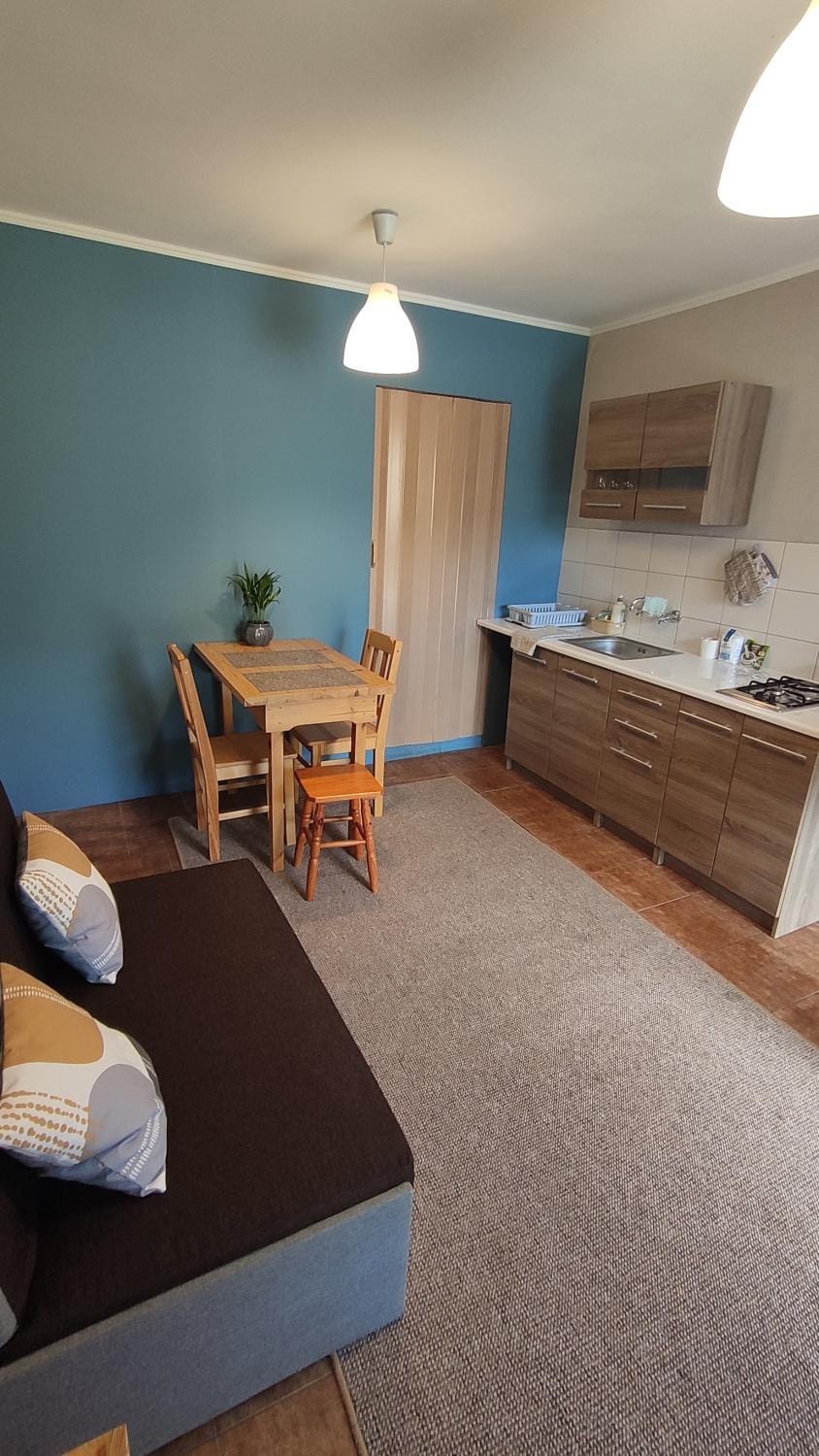 Kitchen or kitchenette, Seating area, minibar