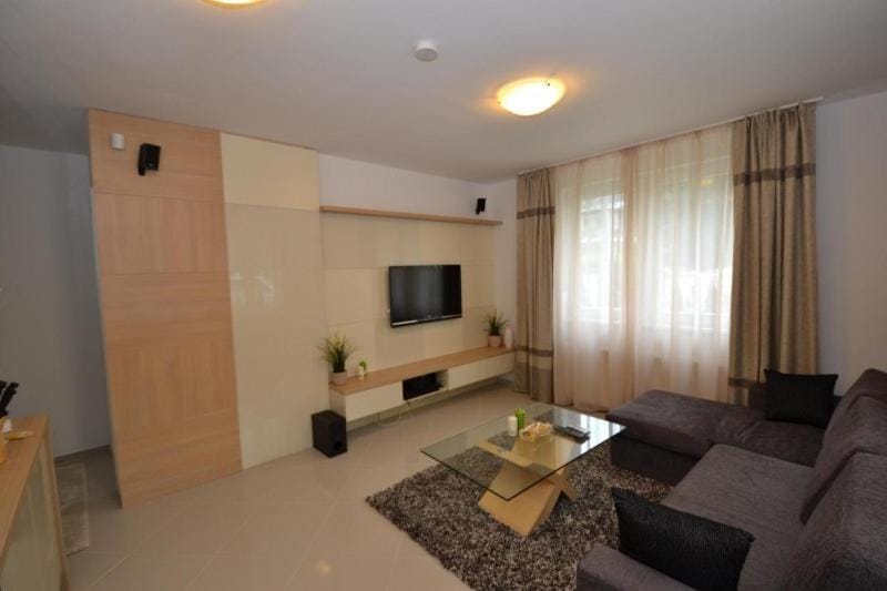 TV and multimedia, Living room