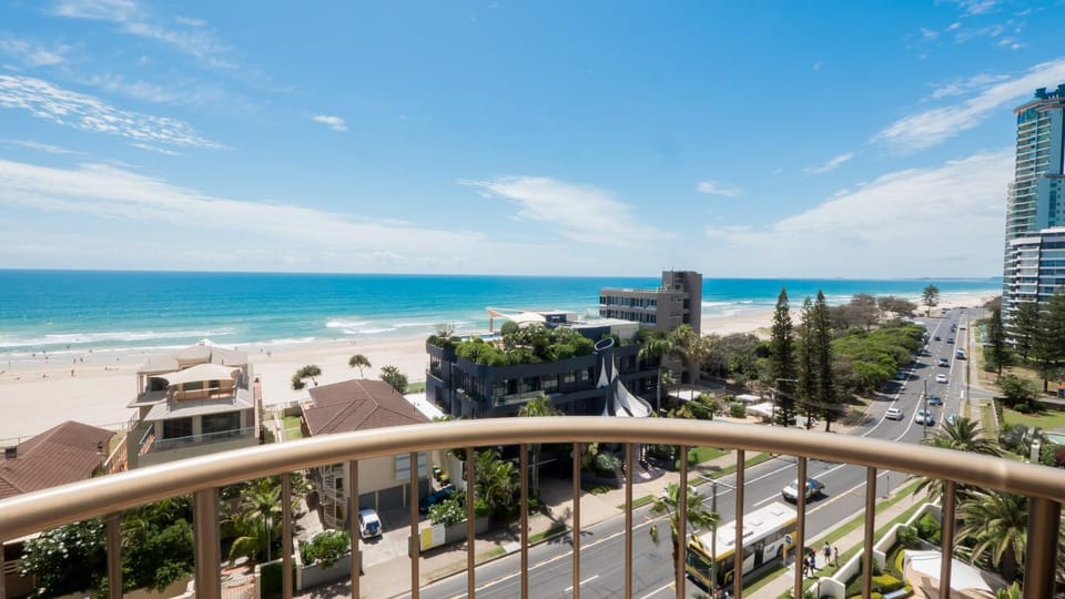 Balcony/Terrace, City view, Garden view, Pool view, Sea view, Street view