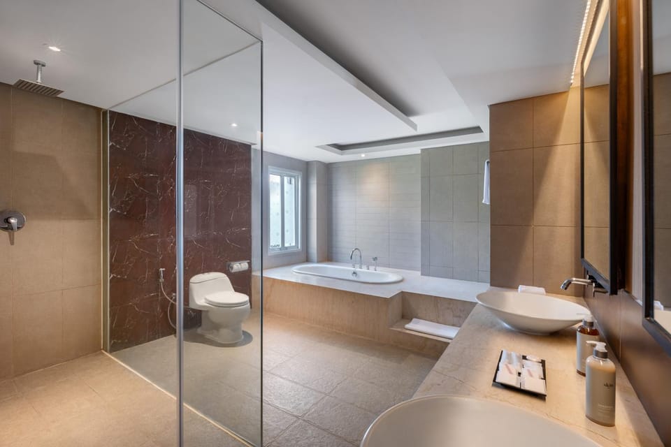 Bathroom, Bath