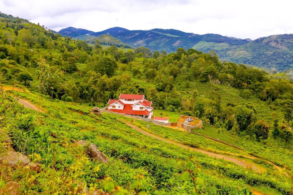 Property building, Day, Natural landscape, Mountain view
