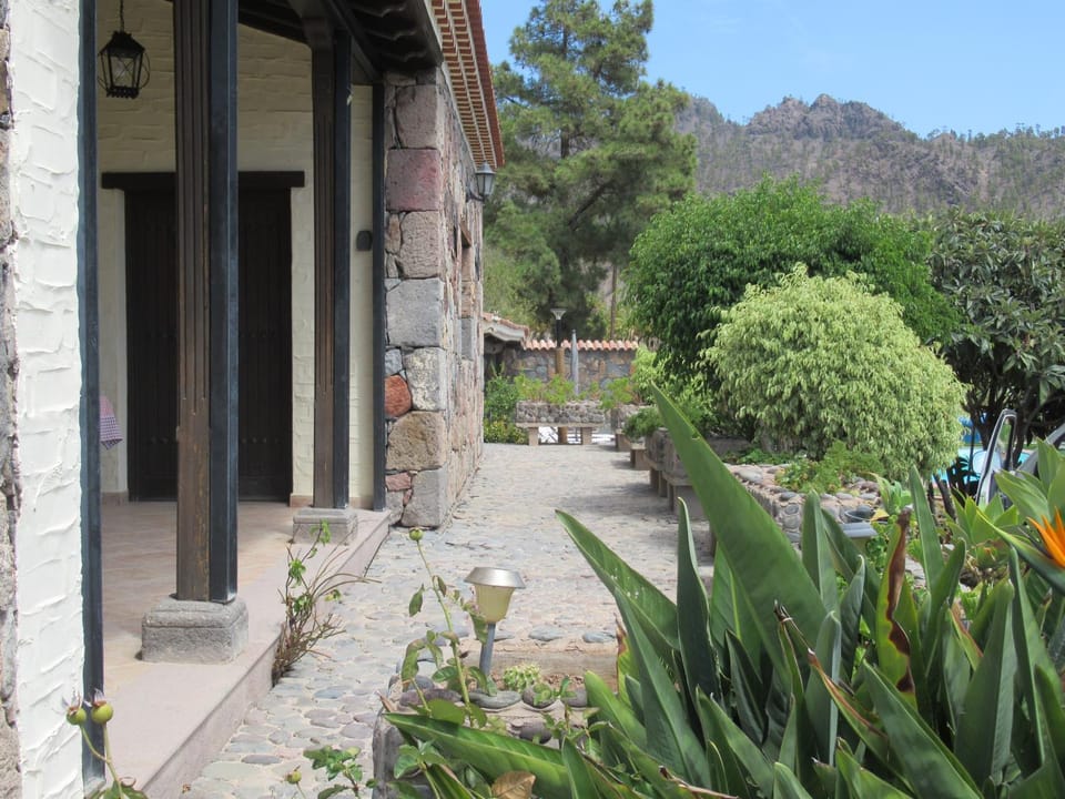Property building, Natural landscape, Garden view, Mountain view