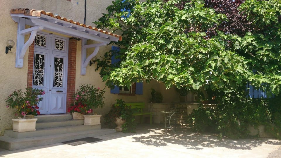 Facade/entrance, Lobby or reception