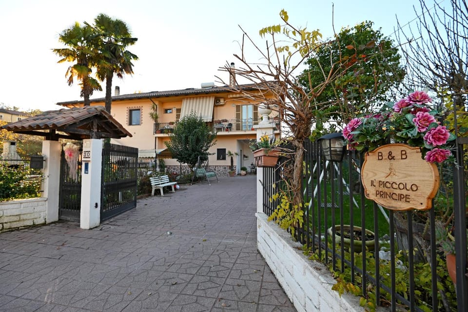 Facade/entrance, Garden, Garden view