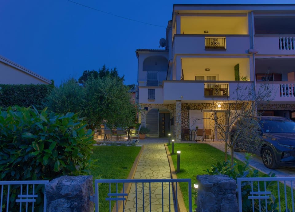 Property building, Night