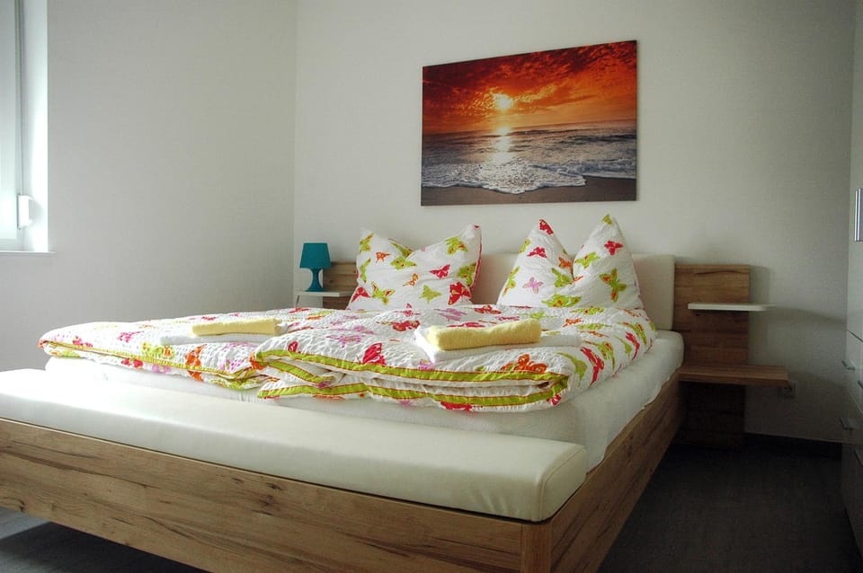 Decorative detail, Bedroom