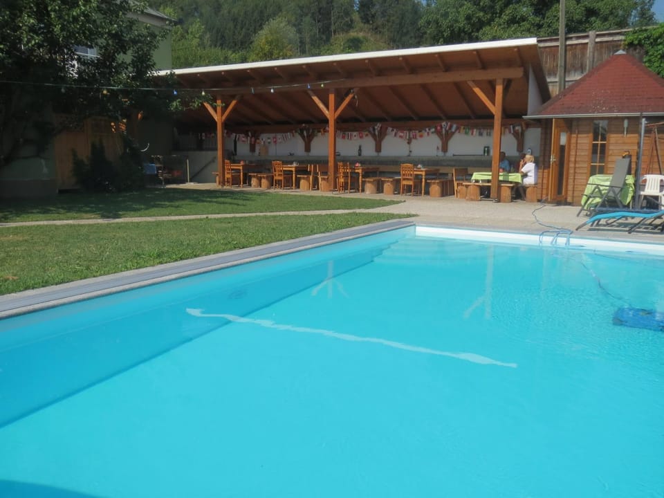 Swimming pool, Swimming pool