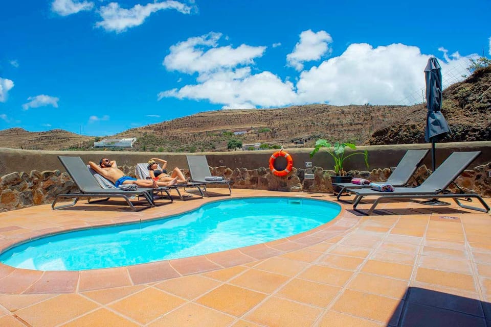 People, Swimming pool, sunbed