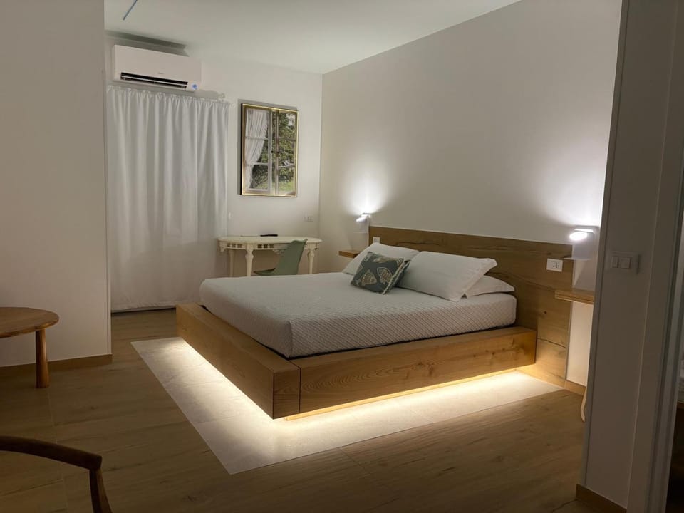 Photo of the whole room, Seating area, Bedroom, air conditioner