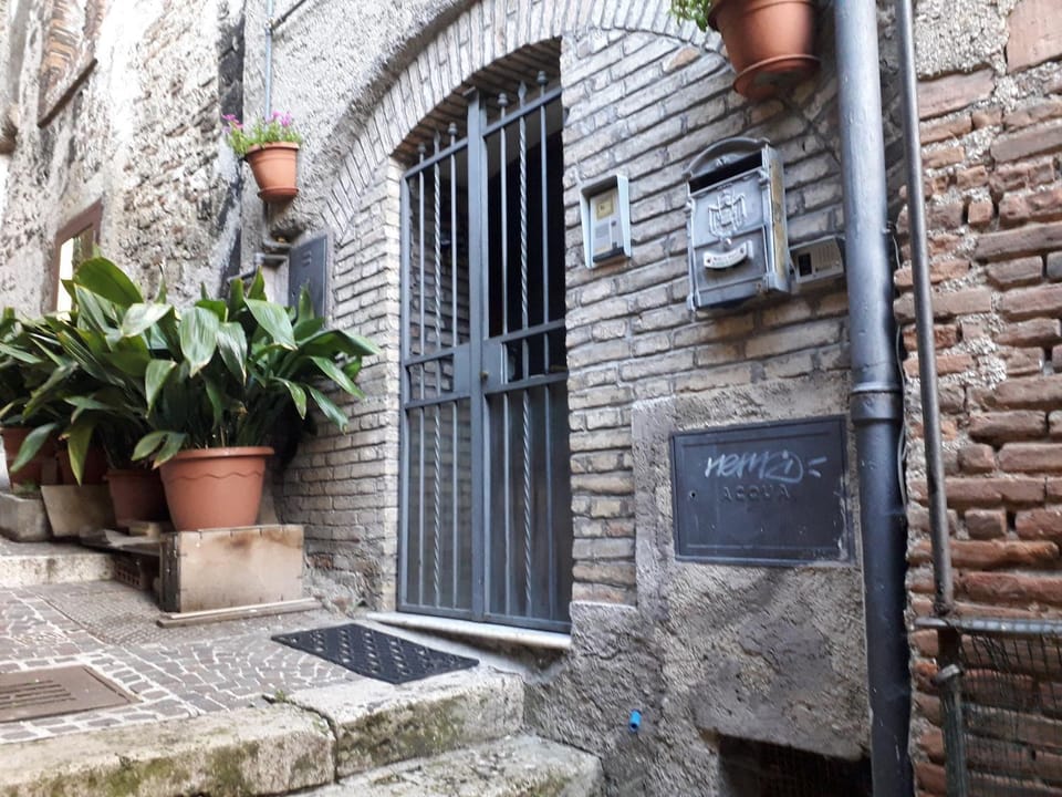 Property building, Facade/entrance