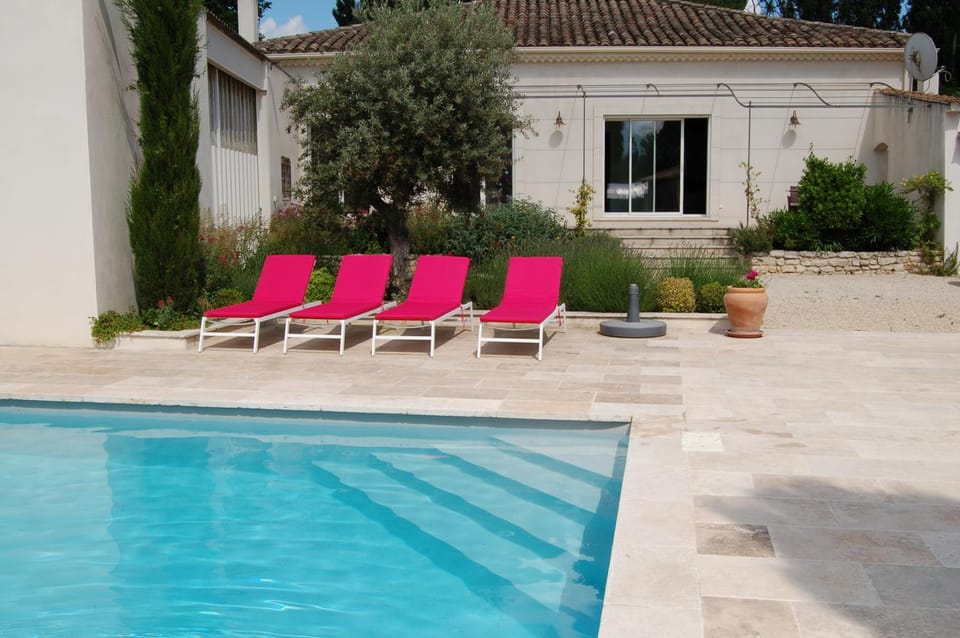 Property building, Swimming pool, sunbed