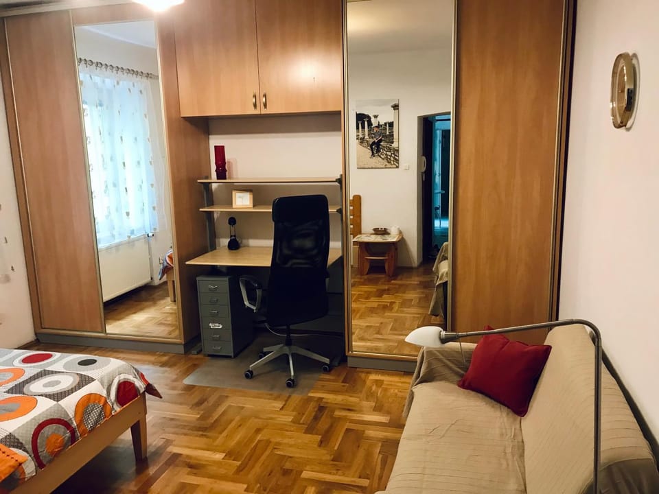Sunny apartment. 5 minutes walk from Main Sqare. Apartment in Krakow