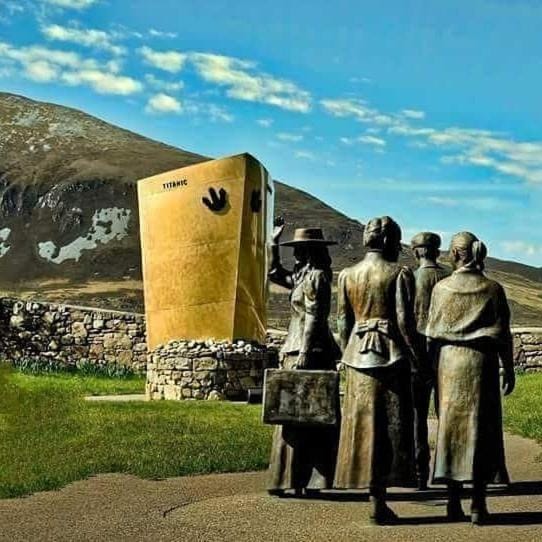 THISTLEDOWN - Ballina - Crossmolina - County Mayo - Sleeps 8 - Sister property to Inglewood House in County Mayo