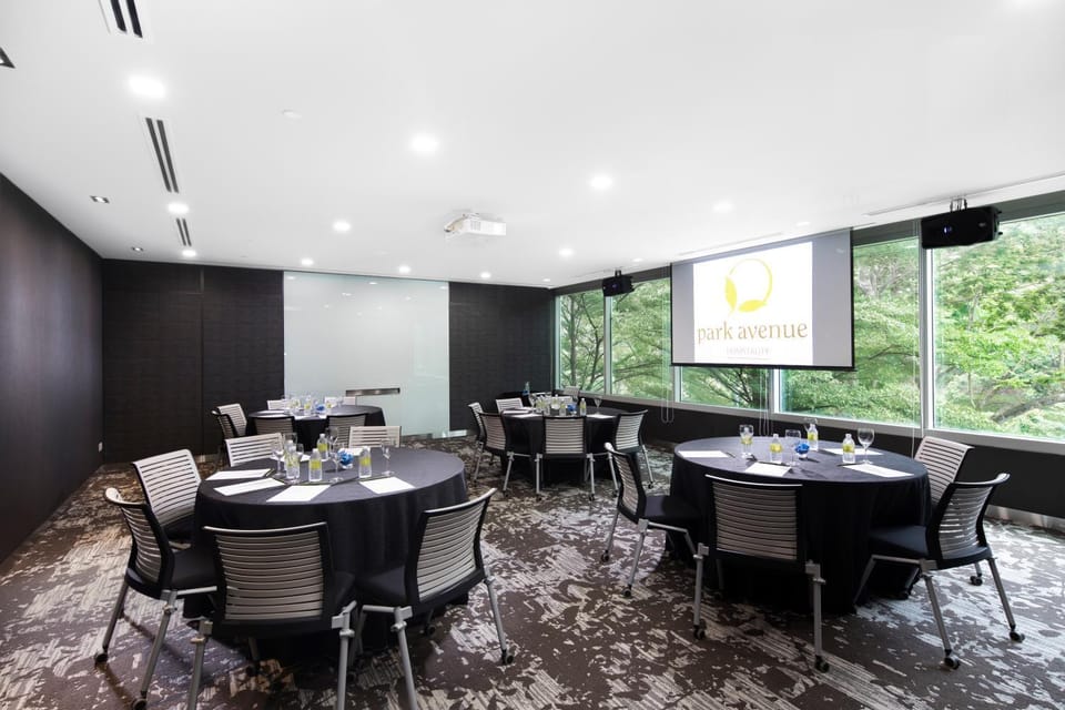 Meeting/conference room