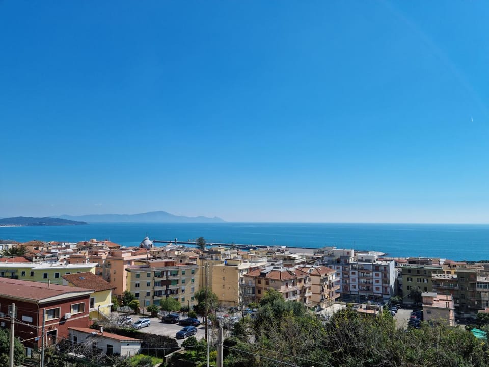 View (from property/room), City view, Sea view, Quiet street view