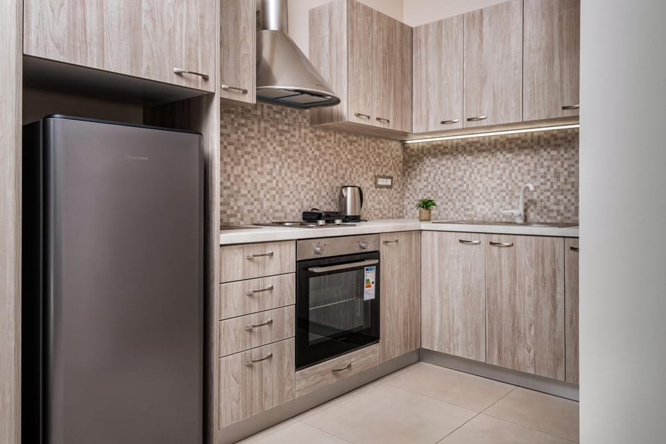 Kitchen or kitchenette, oven, stove