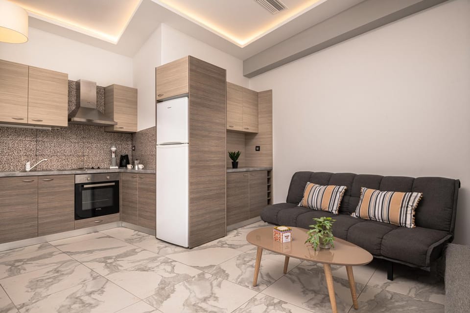 Kitchen or kitchenette, Living room, Seating area