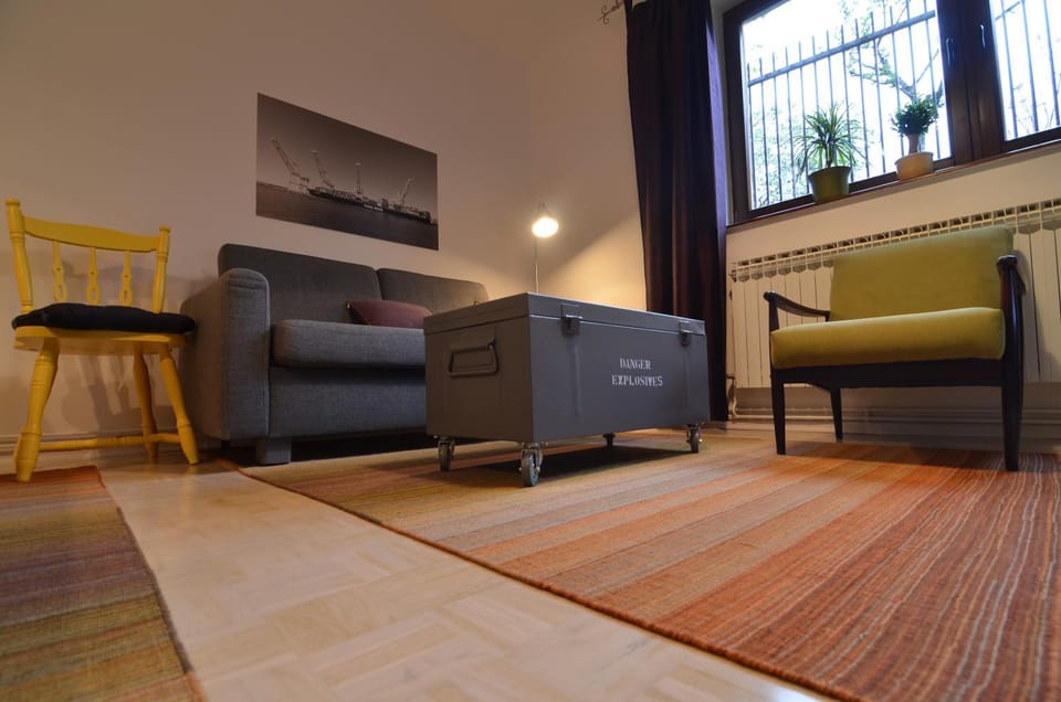 Embassy of Industry + free parking Apartment in Sarajevo