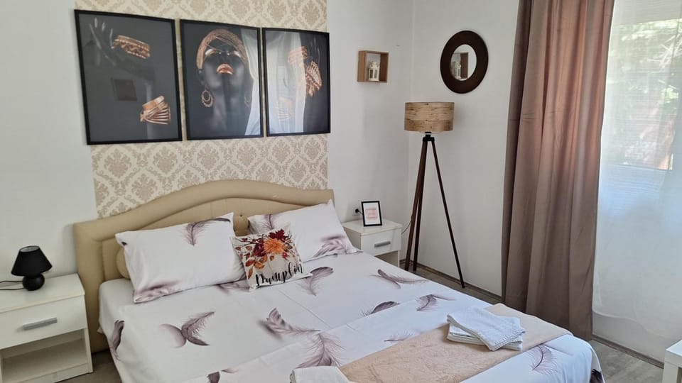 Happy Star Apartment in Serbia