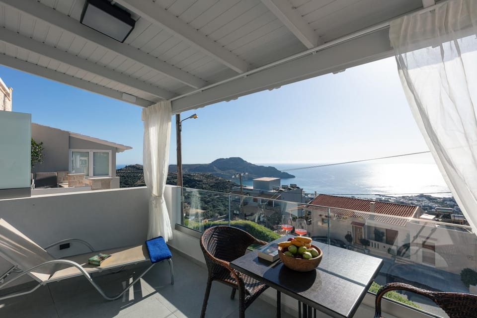 View (from property/room), Balcony/Terrace, Sea view, sunbed